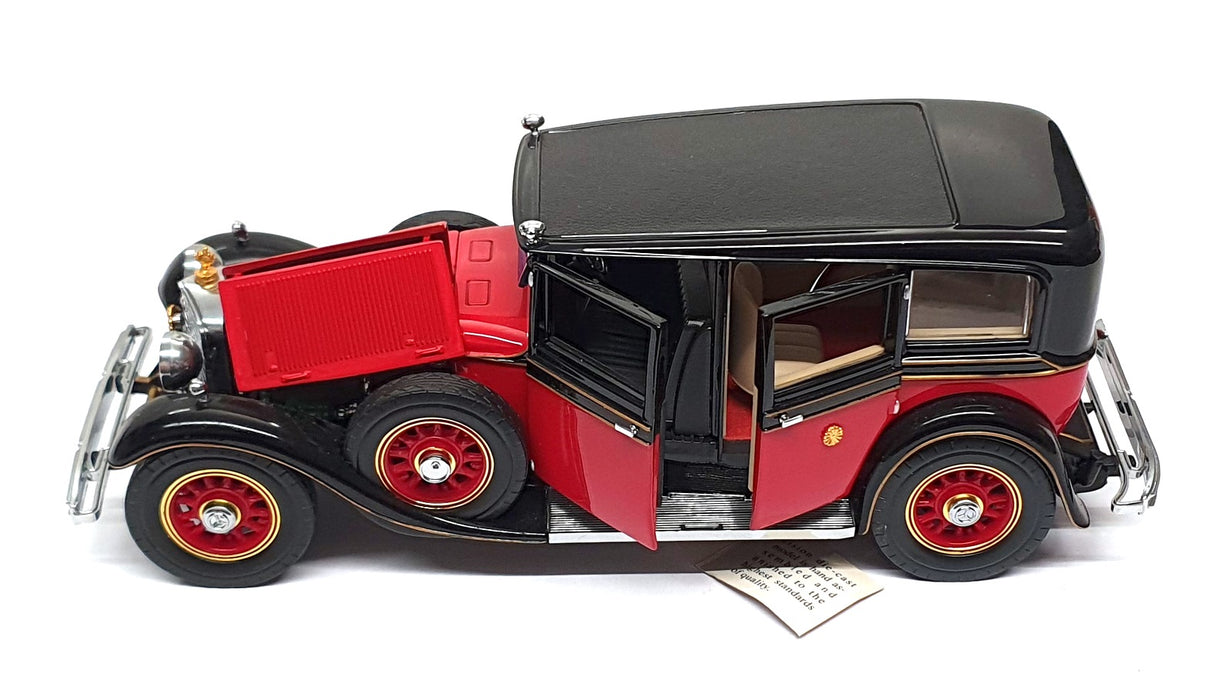 Franklin Mint 1/24 Scale 19626C - 1935 Mercedes Benz 770K - Red/Black