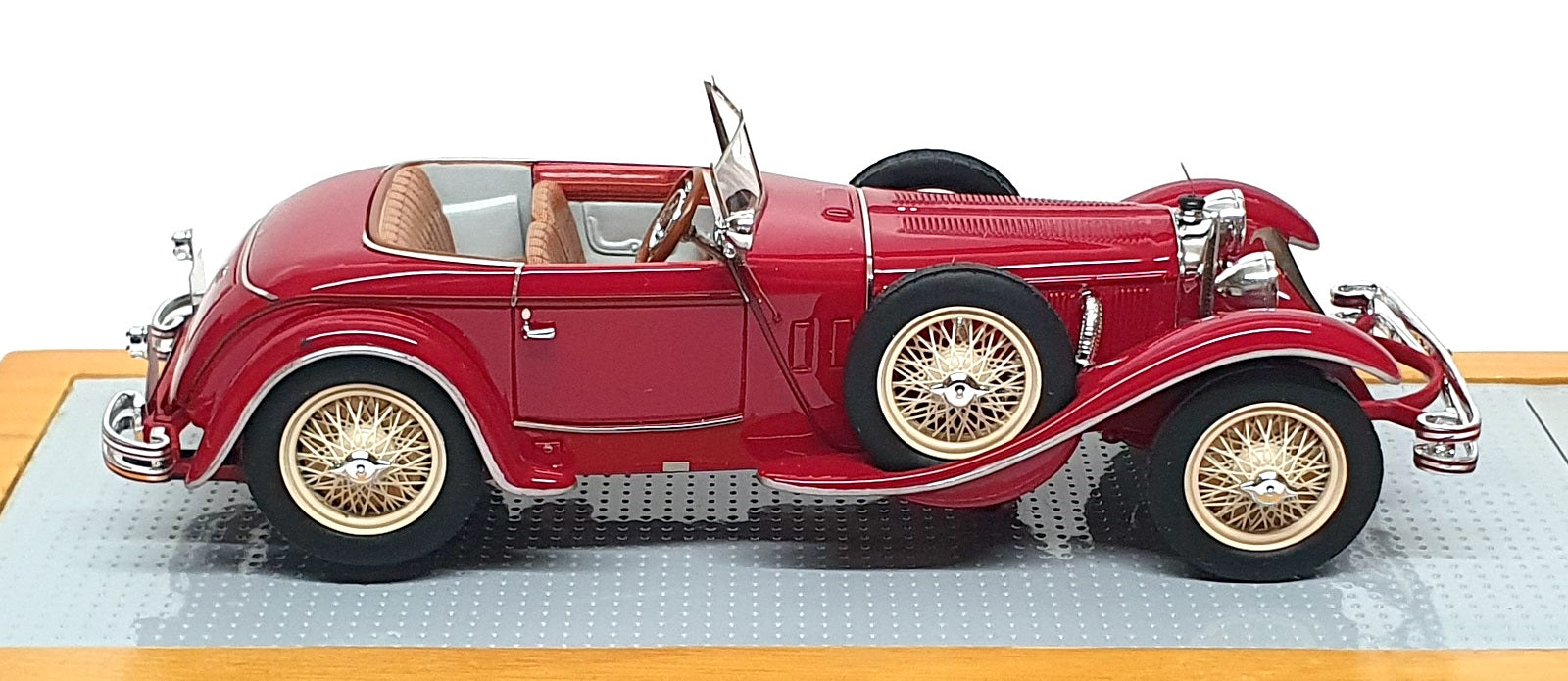 Ilario 1/43 Scale IL43097 - 1927 Mercedes Benz 680S Saoutchik Torpedo