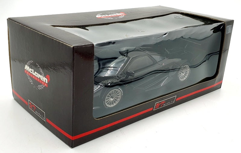 UT Models 1/18 Scale 26011 - Mclaren F1 GTR Road car 1997 - Black