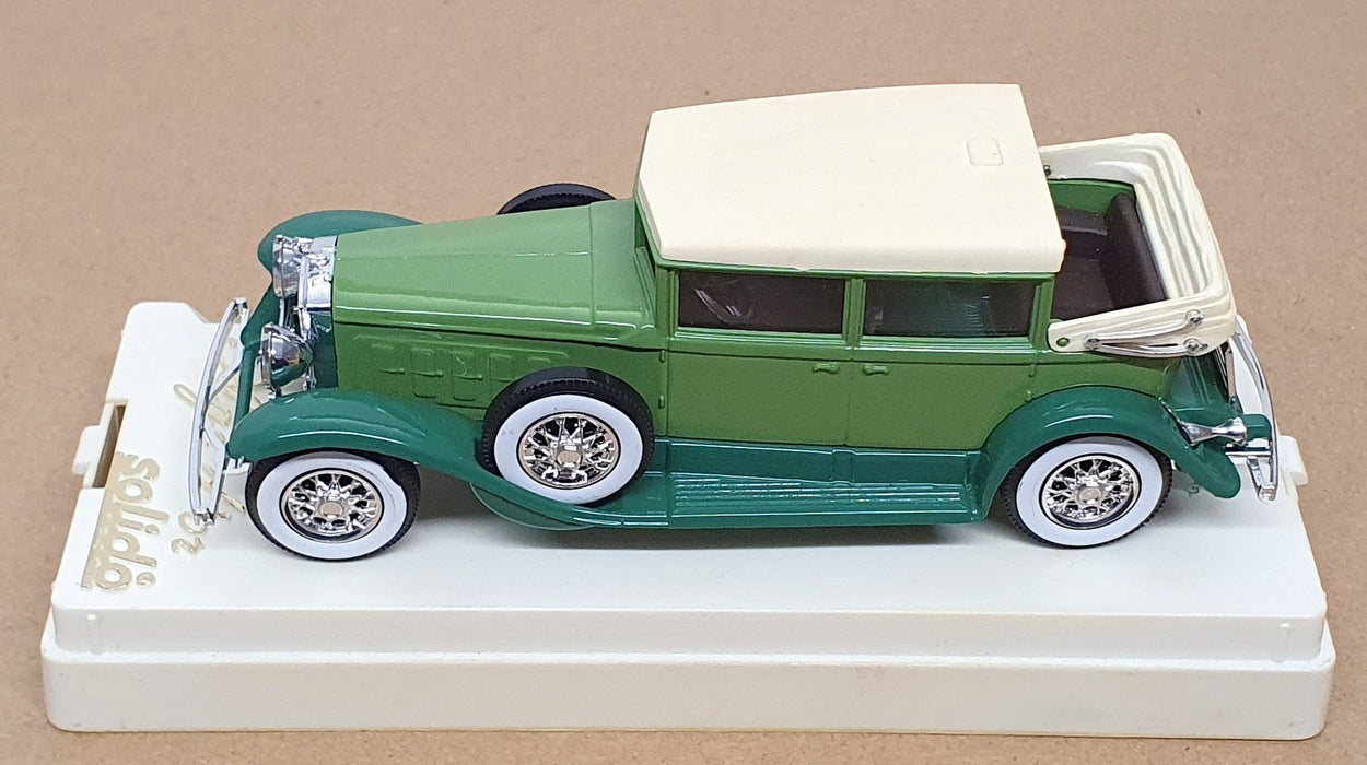 Solido 1/43 Scale Diecast 4085 - 1931 Cadillac 452 A - 2-Tone Green