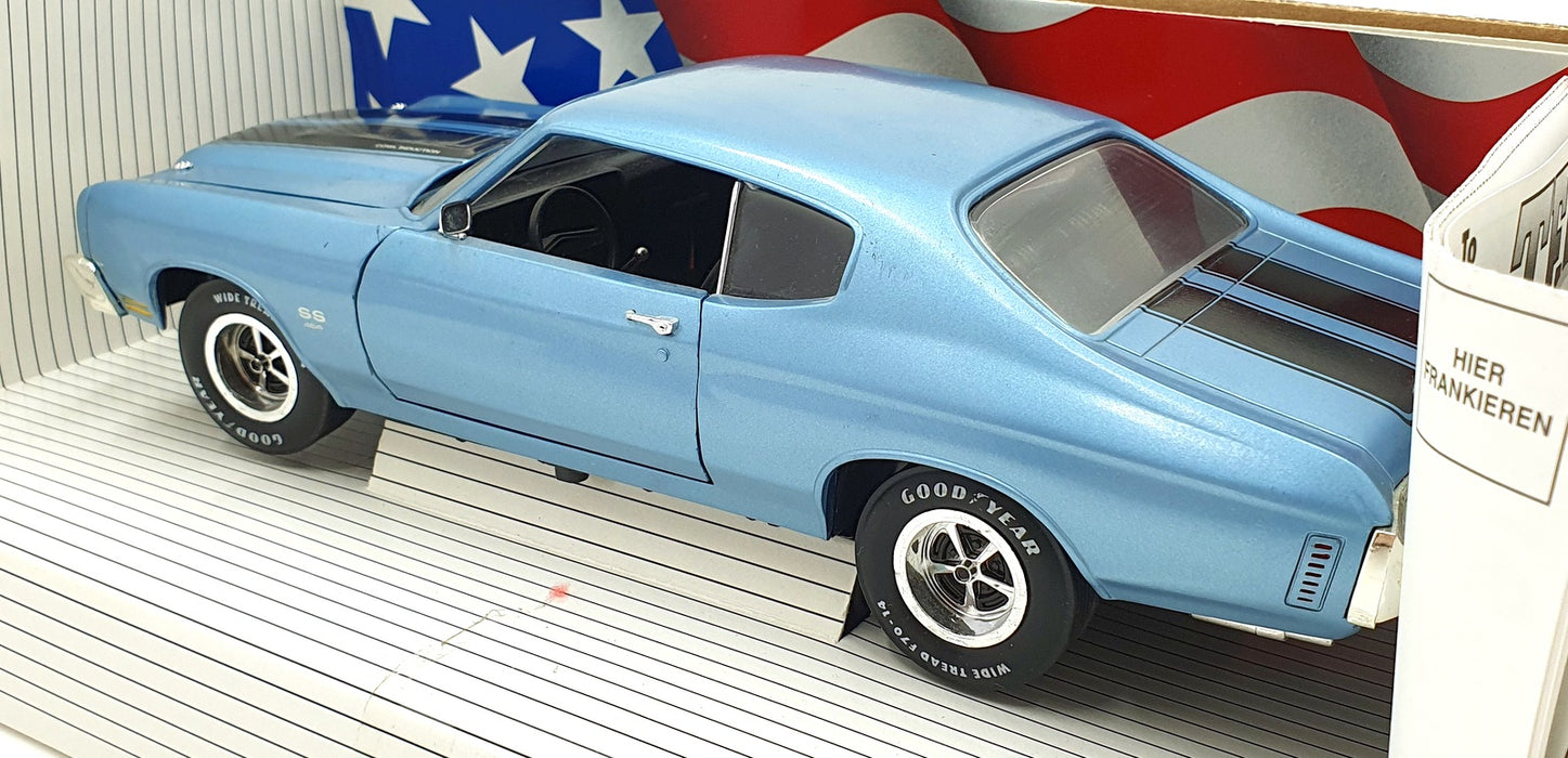 Ertl 1/18 Scale Diecast 7808 - 1970 Chevrolet Chevelle SS454 LS6 - Blue