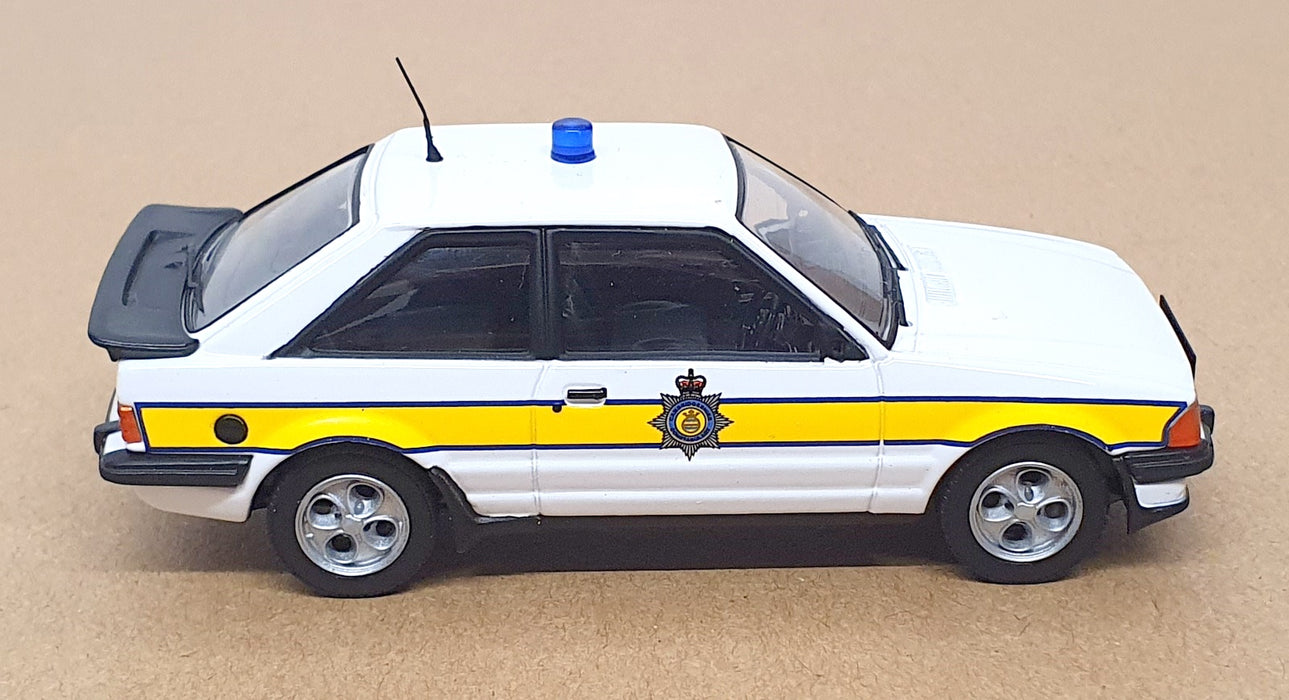 Vanguards 1/43 Scale VA11002 - Ford Escort XR3i Cambridgeshire Police