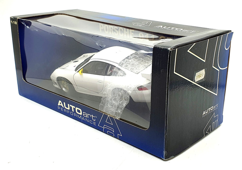 Autoart 1/18 Scale Diecast 77821 - Porsche 911 GT3R - White