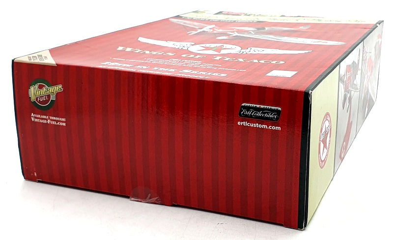 Ertl 1/30 Scale CP5979 - 1930 Travel Air Model R "Mystery Ship" (NR1313)