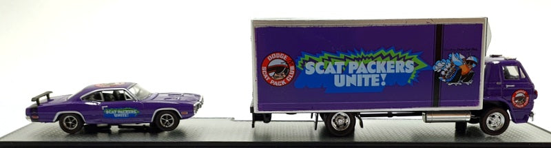 Castline M2 Machines 1/64 Scale DR64 '70 Dodge L600 & '70 Dodge Super Bee