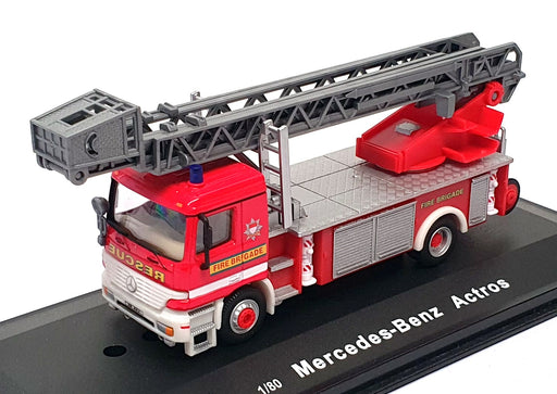 Hongwell 1/80 Scale HW180R - Mercedes Benz Actros Fire Engine - Red
