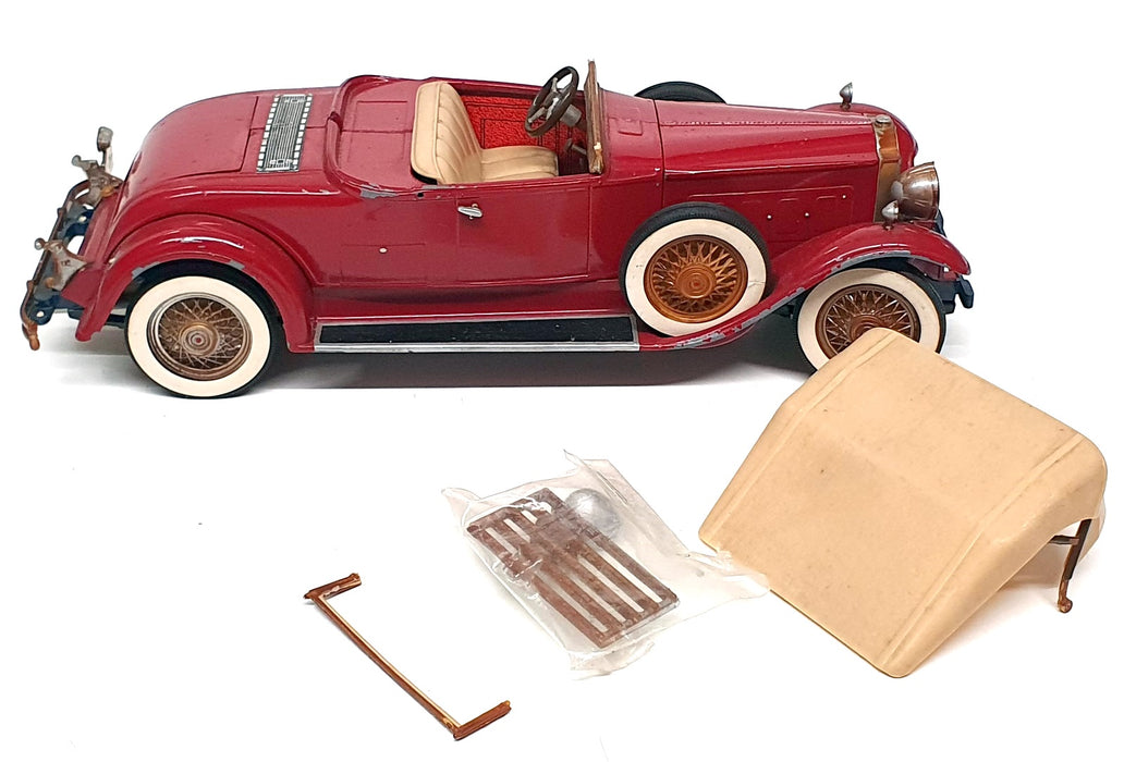 Hubley Toys Appx 22cm Long Diecast 31025E - Lancaster PA 895K - Red