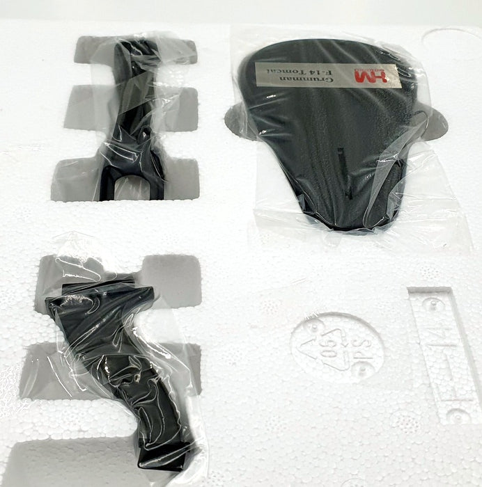 Hobby Master 1/72 Scale HA5230 - Grumman F-14A Tomcat Queen of Spades 1991