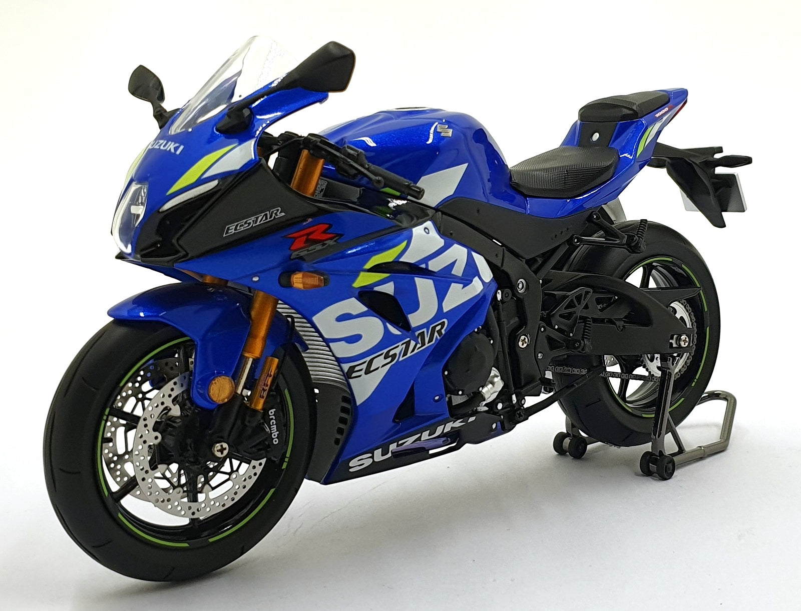 LCD Models 1/12 Scale 21358 - Suzuki-R 1000R Motorbike - Blue