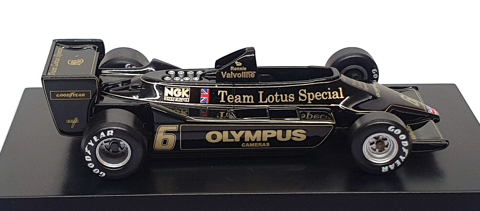 Kyosho 1/64 Scale 64L79RP - F1 Lotus 79 #6 Ronnie Peterson - Black