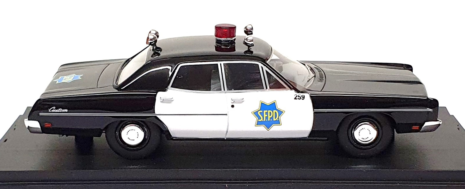 Goldvarg 1/43 Scale GC-089 - 1970 Ford San Francisco Police Dept. - Black/White