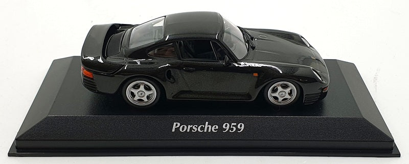 Maxichamps 1/43 Scale 940 062520 - 1987 Porsche 959  - Metallic Grey