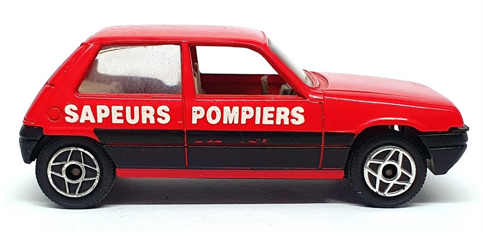 Solido 1/43 Scale Diecast 1211 - Renault Super 5 Sapeurs Pompiers - Red
