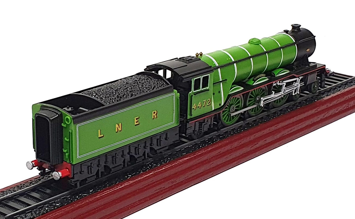 Atlas Editions 1/100 Scale Static Loco 3 904 001 - LNER Flying Scotsman 4472