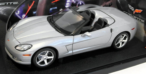 Hot Wheels 1/18 Scale Diecast B6052 - Chevrolet Corvette C6 Cabrio - Silver