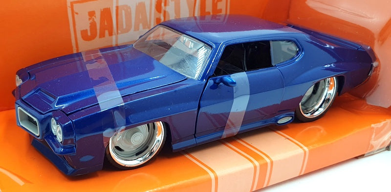 Jada 1/24 Scale Diecast 33545 - 1971 Pontiac GTO - Dark Blue