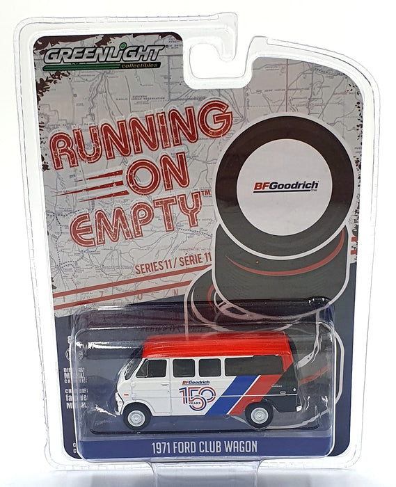 Greenlight 1/64 Scale 41110-C - 1971 Ford Club Wagon - White