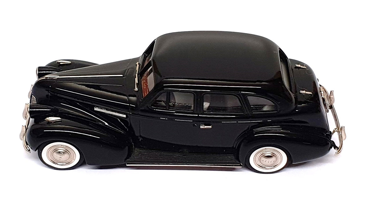 Brooklin 1/43 Scale BC007 - 1939 Buick Century 4Dr. Sedan M-61 - Black
