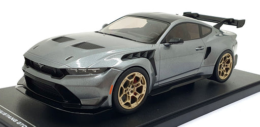 IXO 1/18 Scale Diecast IXOSPMCG18576 - 2025 Ford Mustang GTD - Met. Grey