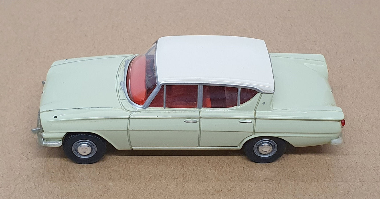 Vanguards 1/43 Scale VA35000 - Ford Classic 109E - Lime Green/White