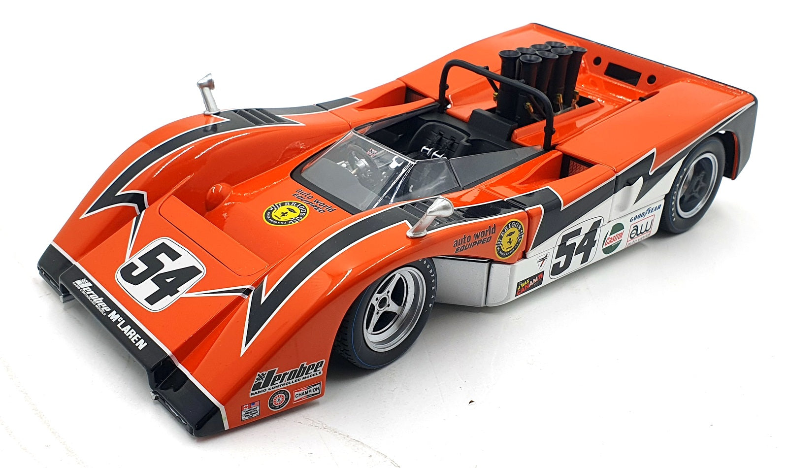 GMP 1/18 Scale Diecast 12029 - 1969 McLaren M8B Low Wing #54 Jerobee/Oscar