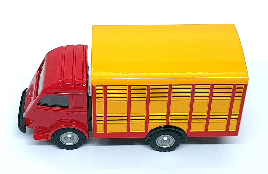 Norev 13cm Long Diecast 4/50/00 - Renault 2.5T Betaillere Truck - Red/Yellow