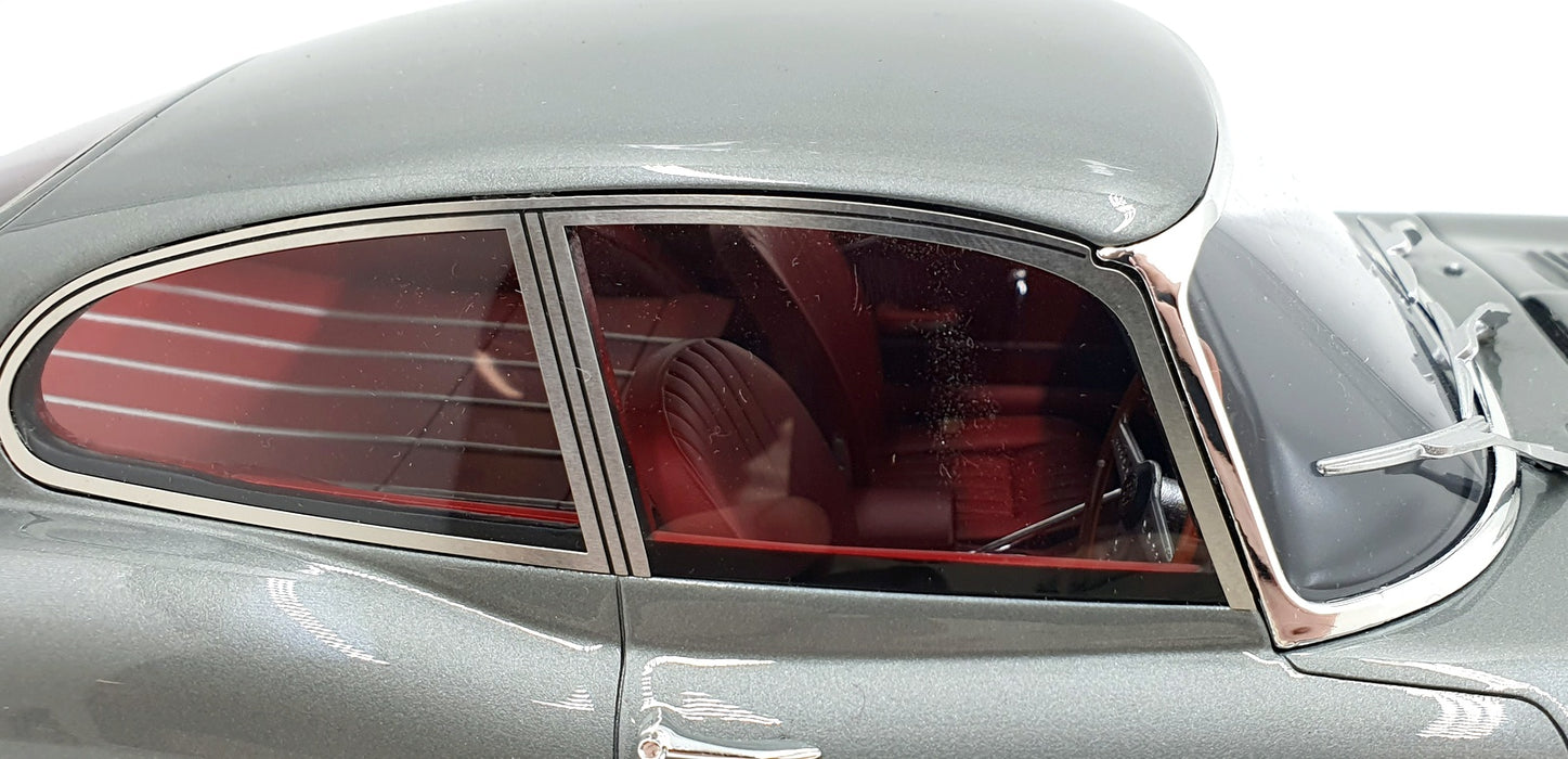 GT Spirit 1/12 Scale Resin GT089 - Jaguar E-Type Coupe - Met Silver