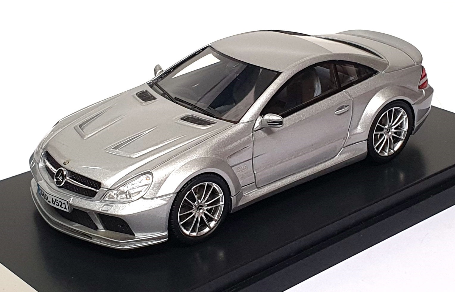 Absolute Hot 1/43 Scale MS-094302 D1 - Mercedes SL 65 AMG Black Series - Silver