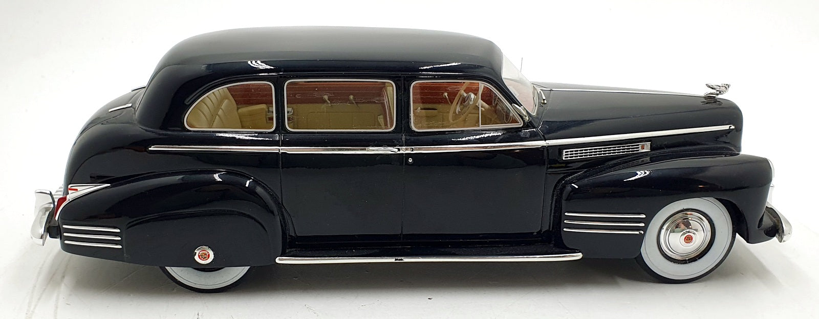BOS Models 1/18 Scale BOS190 Cadillac Fleetwood 75 Tourng Sedan Black