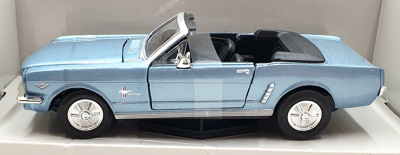 Motor Max 1/24 Scale Diecast 73212 - 1964 ½ Ford Mustang - Blue