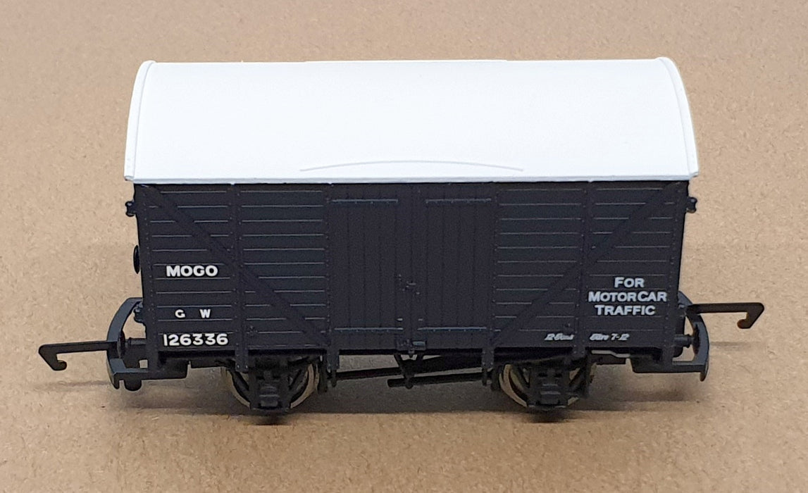 Hornby OO Gauge (1/76) R6625 - GWR Mogo Van 126336 - Dk. Blue/White