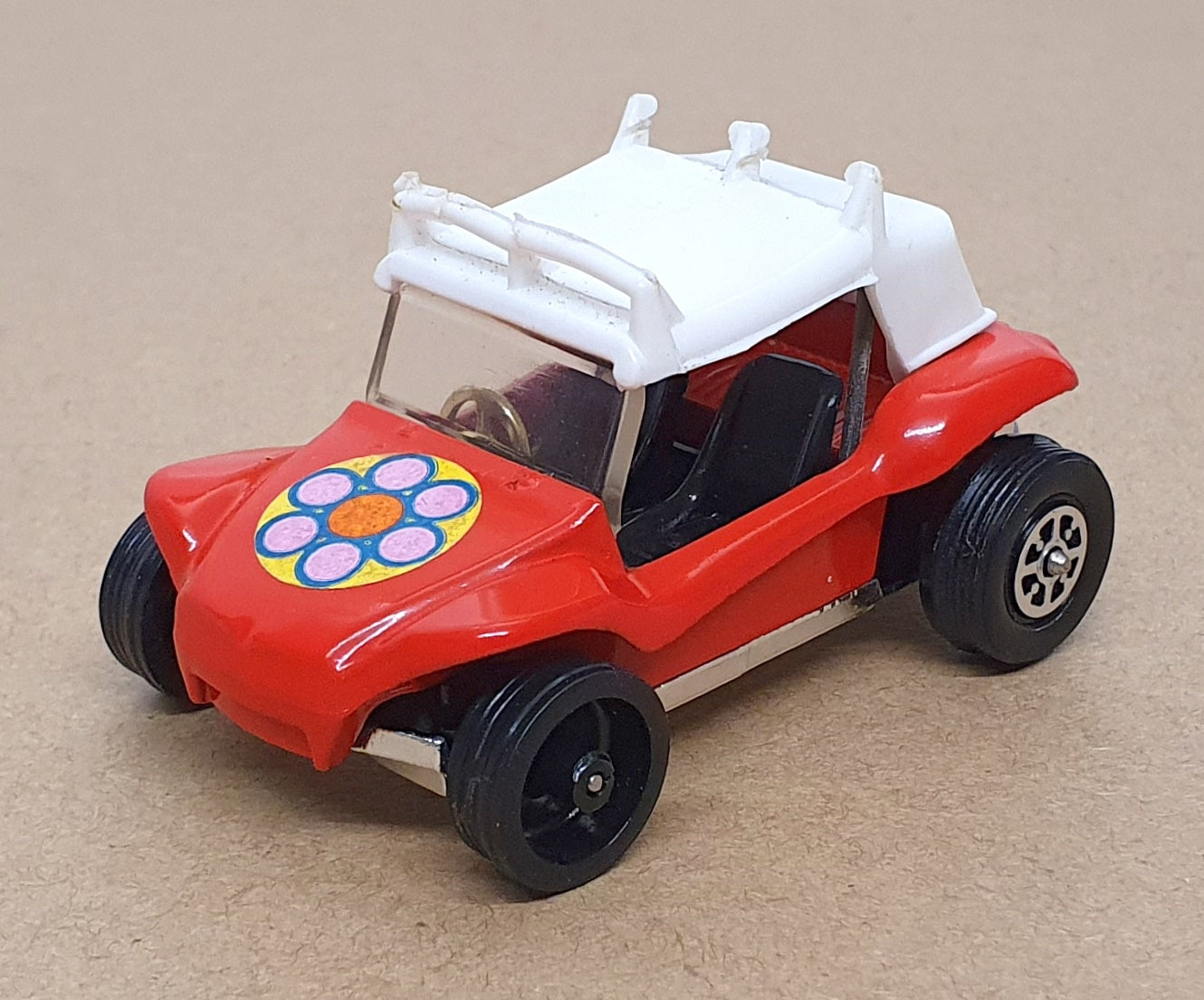 Corgi Toys Original Diecast 381 - G.P. Beach Buggy - Red/White