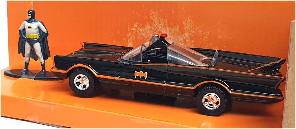 Jada Toys 1:32 Animated Series Batmobile With Batman Figure - New 2024 Toy