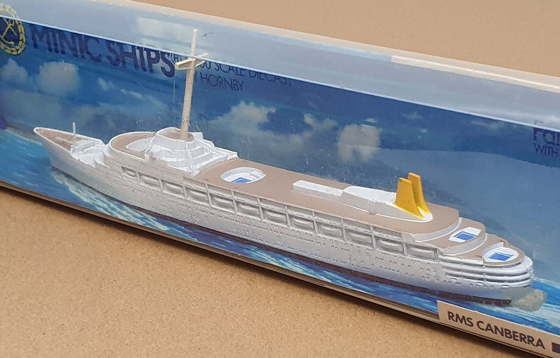 Minic Ships 1/1200 Scale M175 - RMS Canberra Ocean Liner Ship