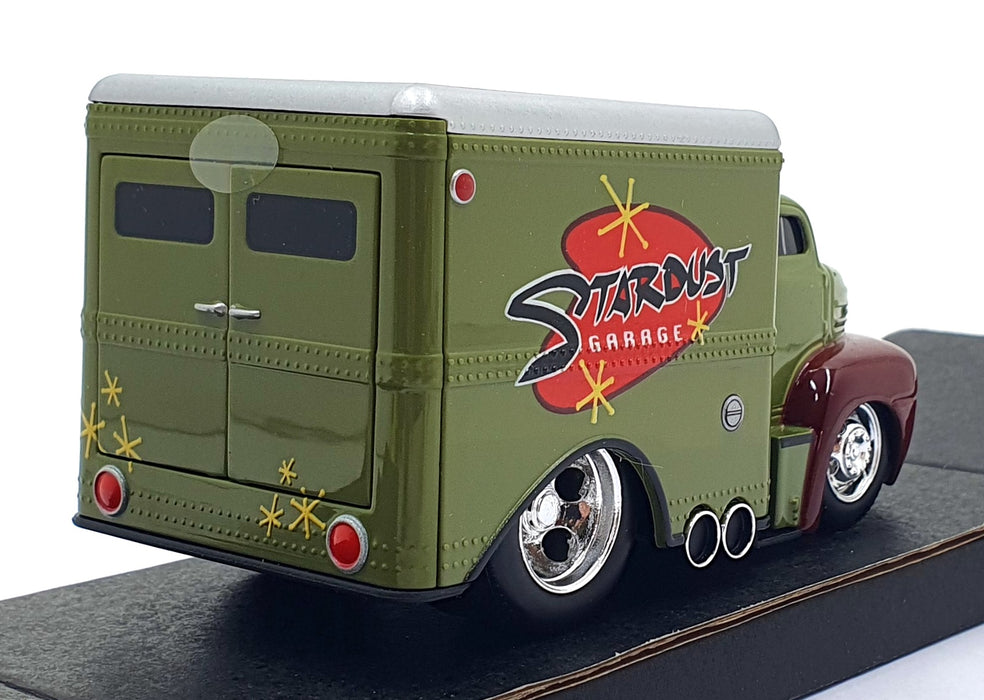 Muscle Machines 1/64 Scale 11610 - 1950 Ford COE Box Truck - Stardust