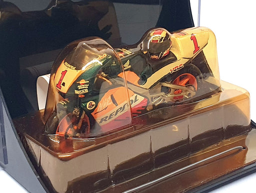 Onyx 1/24 Scale XM021 - Honda NSR V4 Team HRC Repsol #1 Michael Doohan