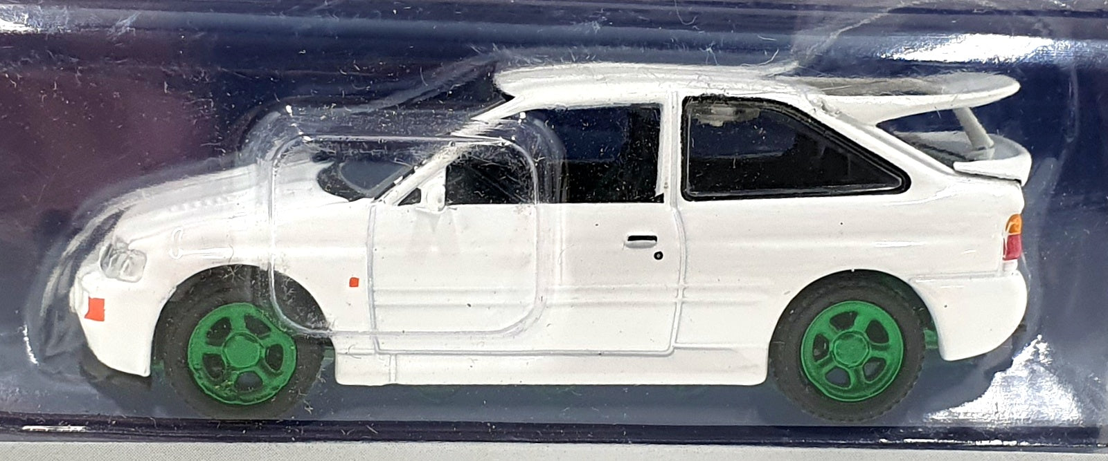Greenlight 1/64 Scale 30379 - 1995 Ford Escort RS Cosworth - Chase