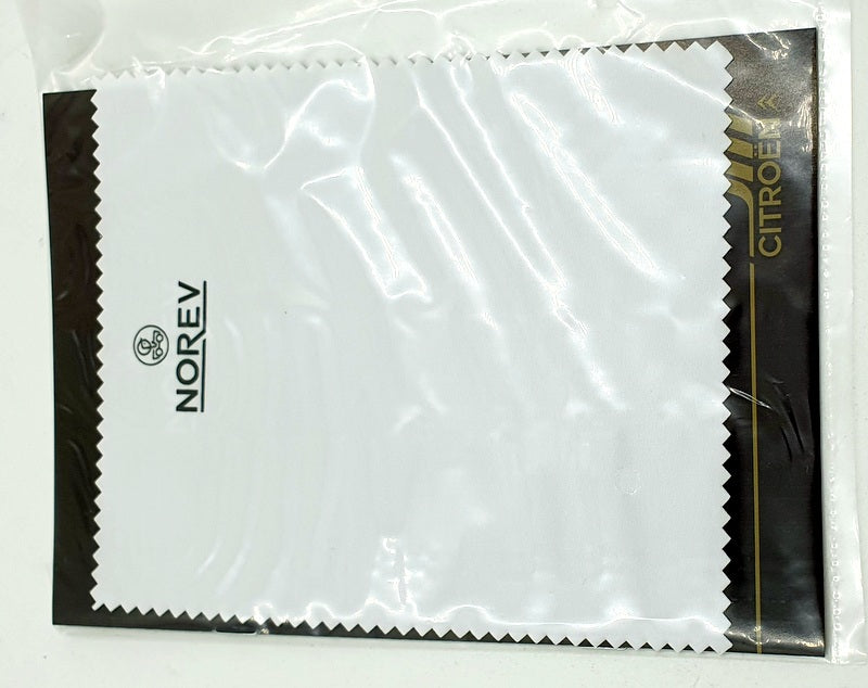 Norev 1/12 Scale Diecast 121701 - Citroen SM 1970 - White