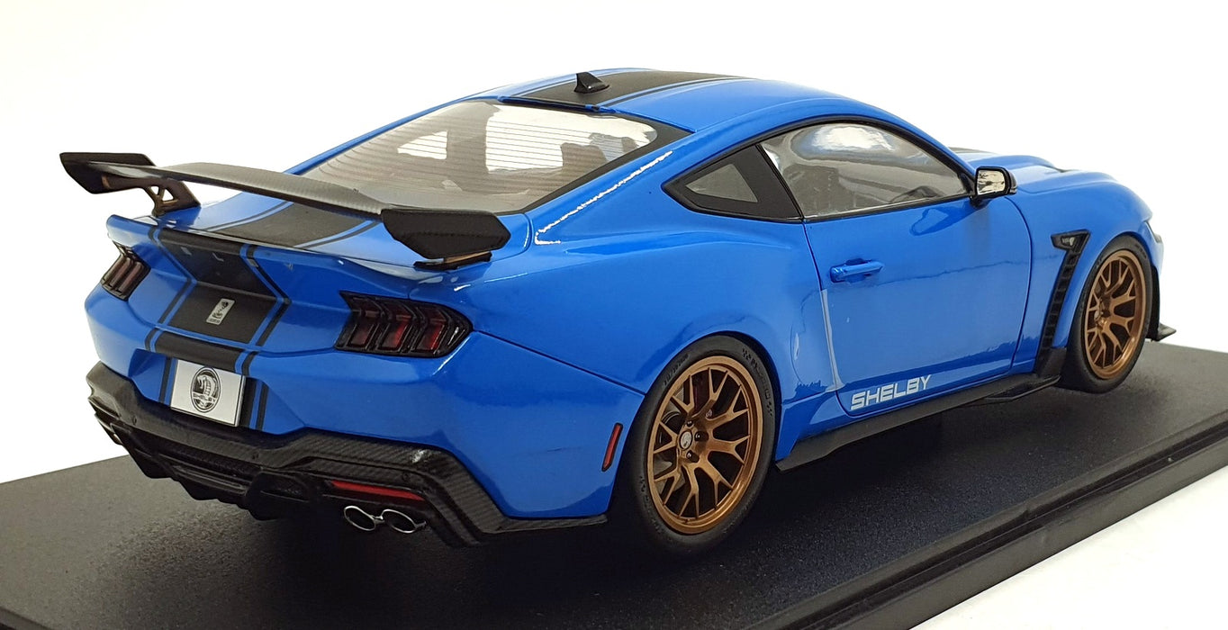 Solido 1/18 Scale Diecast S1813802 - Ford Shelby Mustang Super Snake - Blue