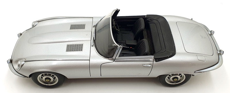 Autoart 1/18 scale 73521 - Jaguar E-Type Roadster series 3 V12 - Silver