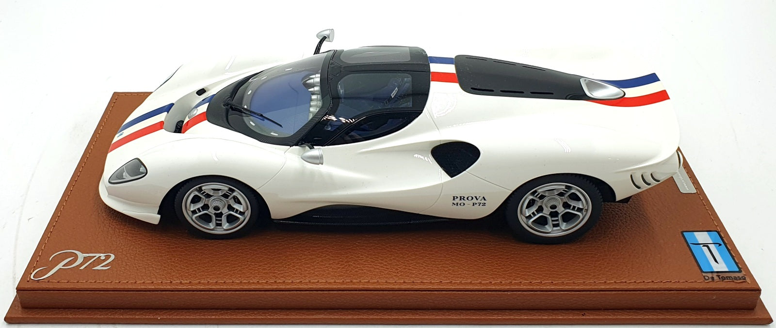 Peako 1/18 Scale Resin 83803 - De Tomaso P72 Le Mans - Gloss White With Stripes