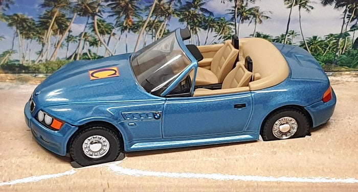 Corgi 1/36 Scale 04901 - BMW Z3 Roadster Bond 007 Goldeneye - Blue