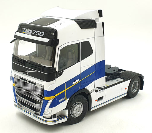 Solido 1/24 Scale S2400106 2019 Volvo FH16 Globetrotter XL Gotborg Edition
