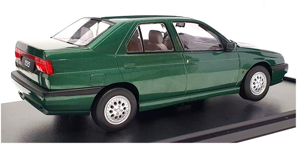 Triple9 1/18 Scale T9-1800383 - 1996 Alfa Romeo 155 - Met Green