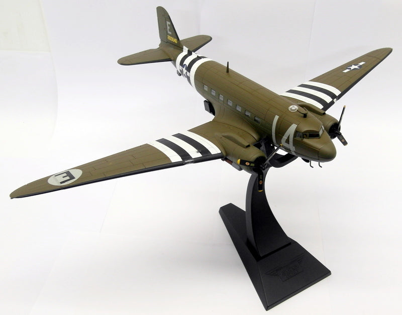 Corgi 1/72 Scale AA38207 Douglas C-47 Skytrain 50th TCW Upottery Devon