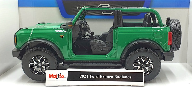Maisto 1/18 Scale Diecast 46629 - 2021 Ford Bronco Badlands - Green
