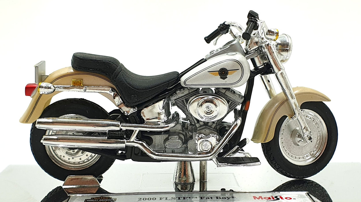 Maisto 1/18 Scale 39721 - Harley Davidson 2000 FLSTF Fat Boy