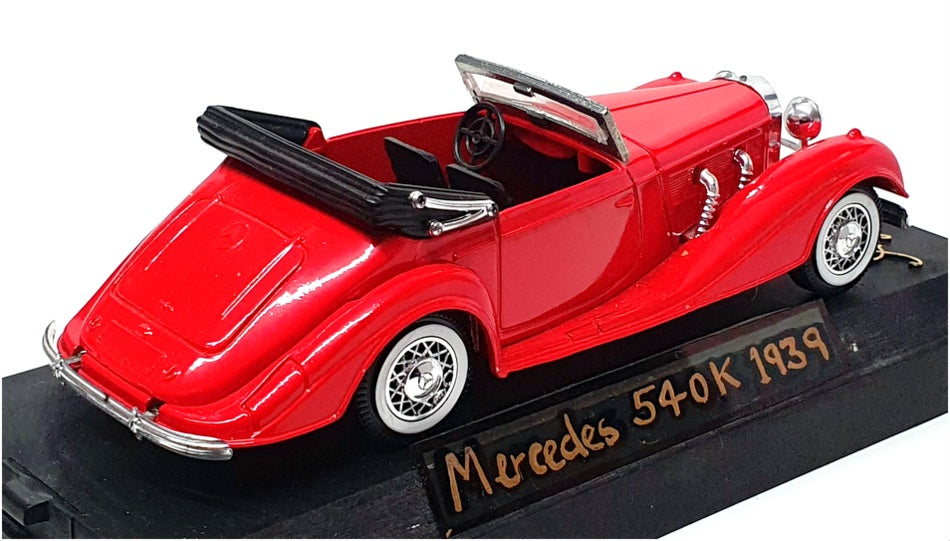 Solido 1/43 Scale Diecast 15224 - 1939 Mercedes Benz 540K - Red