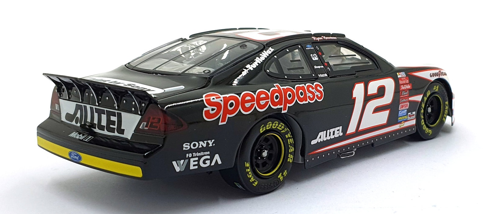 Action 1/24 Scale Diecast 103008 - 2002 Ford Taurus #12 NASCAR - Newman