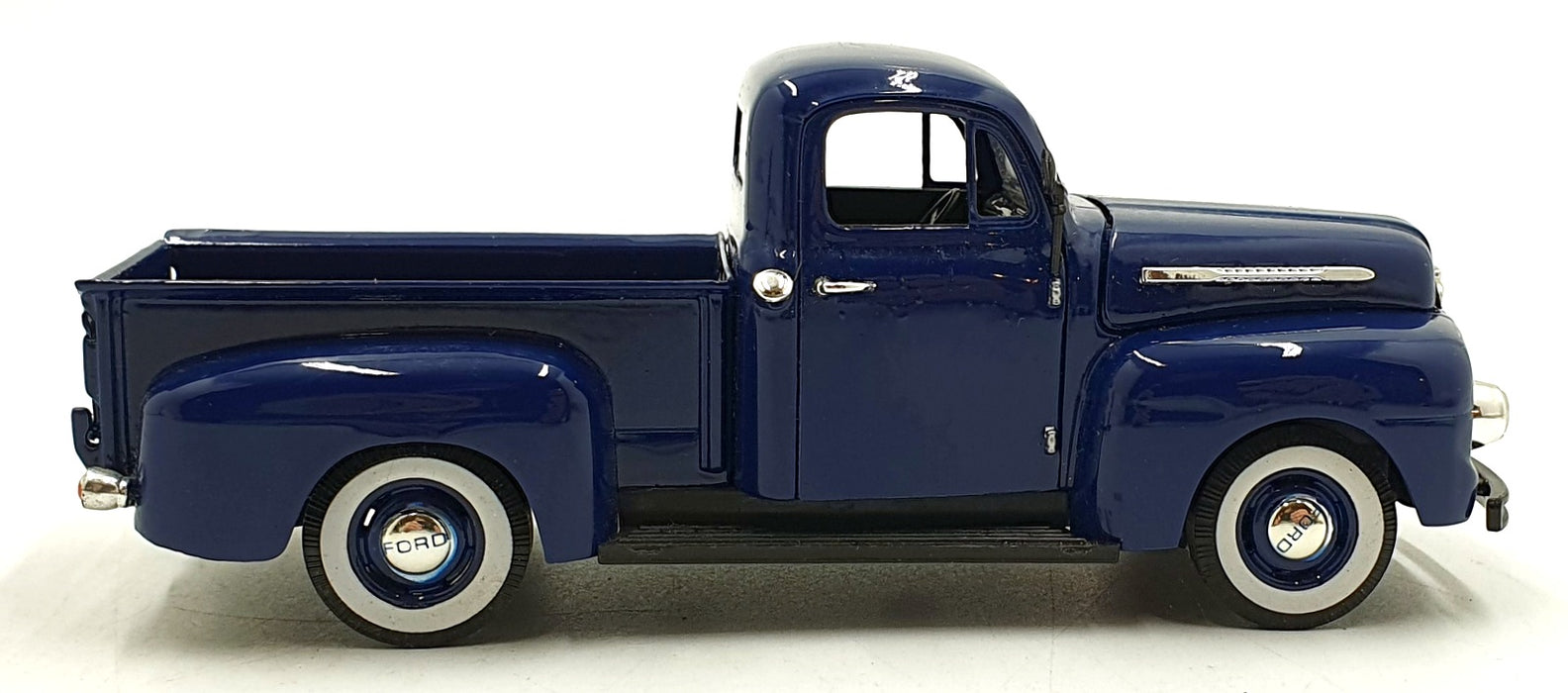 Signature 1/32 Scale Diecast VTY5A - 1951 Ford F-1 Pickup Truck - Blue
